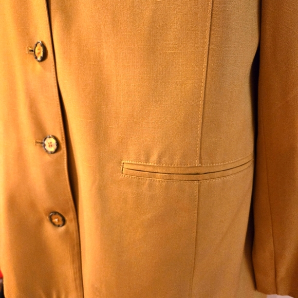 Harve Bernard Gold Skort Woman’s Business Suit, Size 12 Petite - Picture 9 of 11